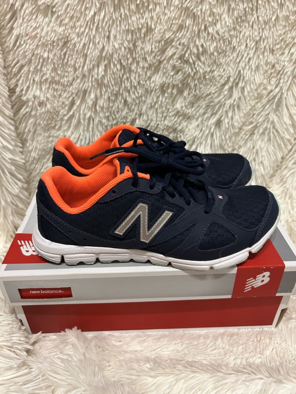 New Balance 635